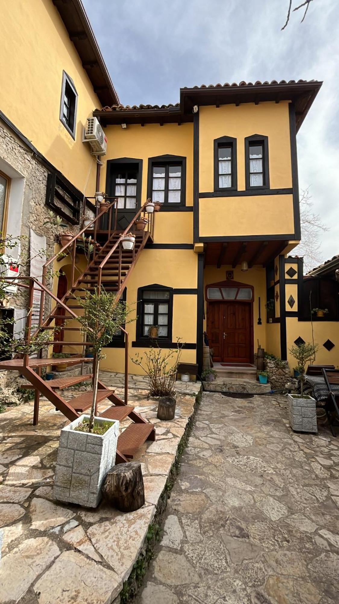 Rooms Emiliano Castle Of Kruja Exterior photo