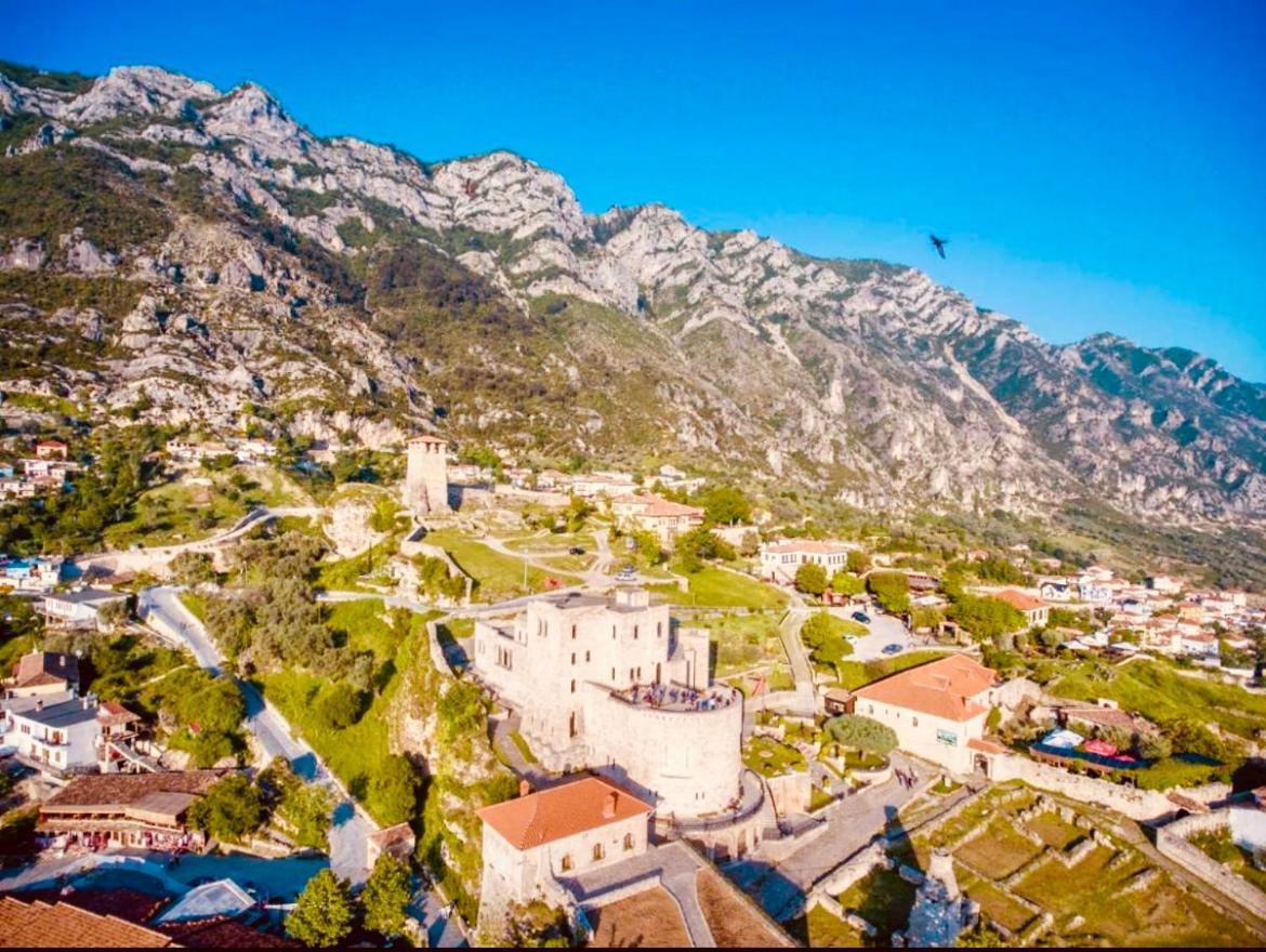 Rooms Emiliano Castle Of Kruja Exterior photo