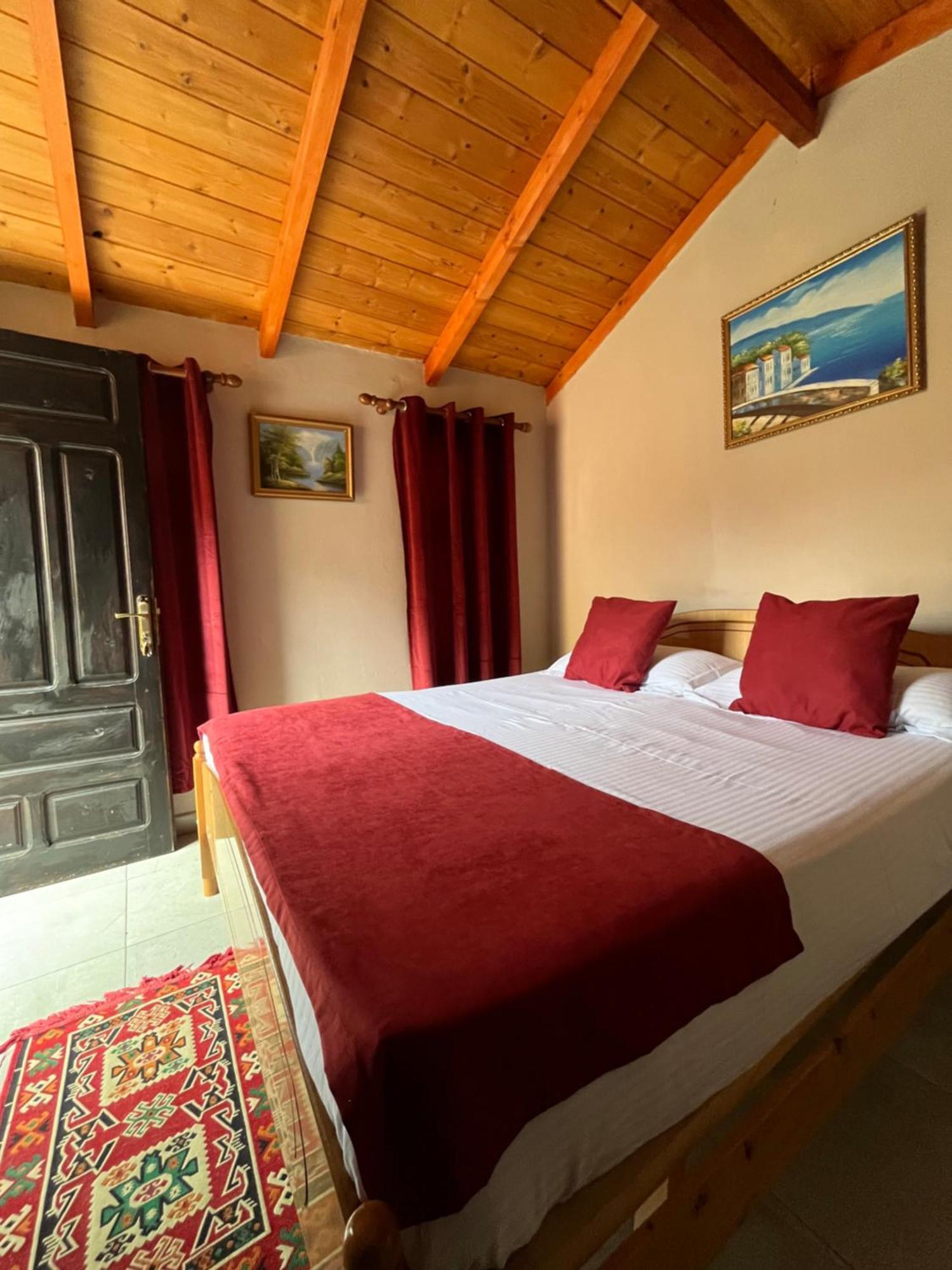 Rooms Emiliano Castle Of Kruja Exterior photo