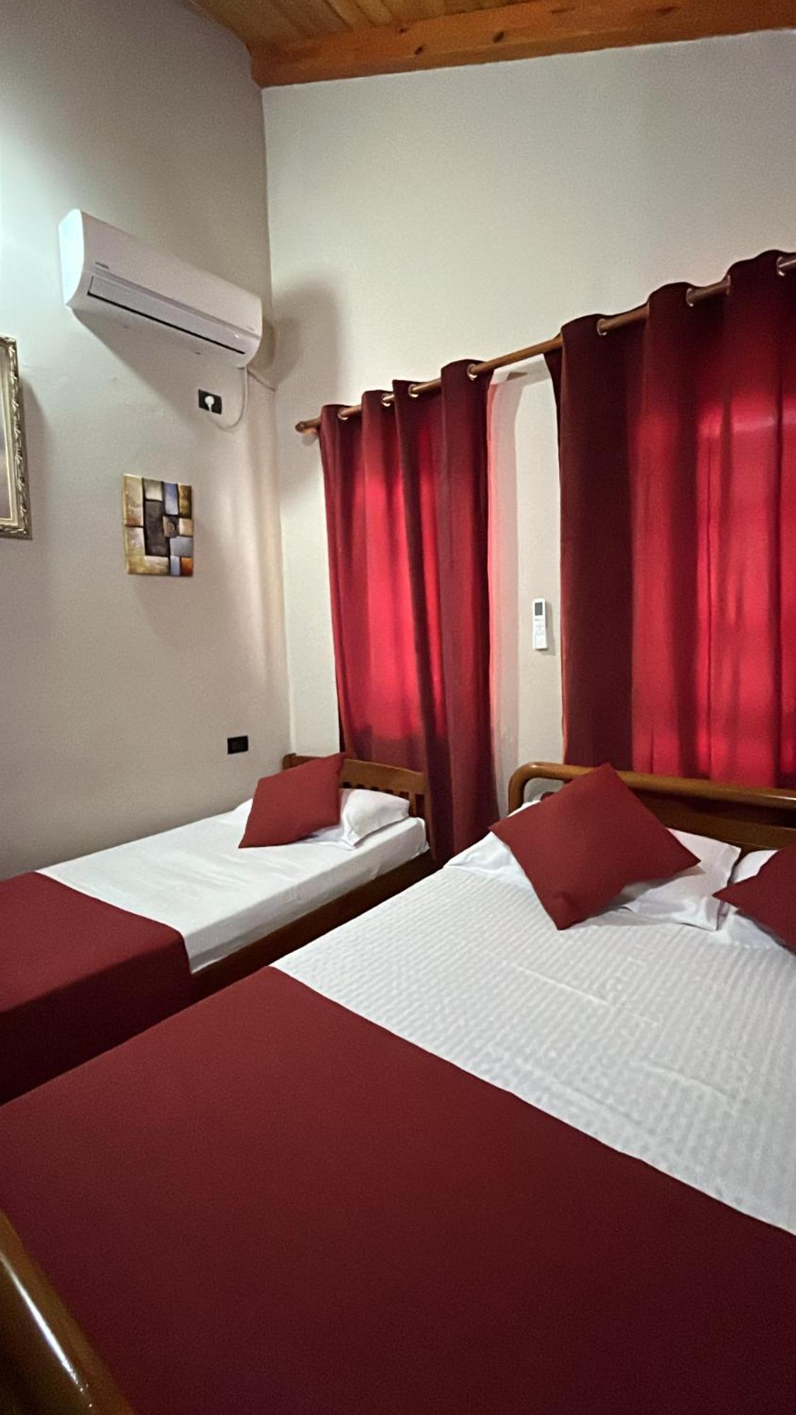 Rooms Emiliano Castle Of Kruja Room photo