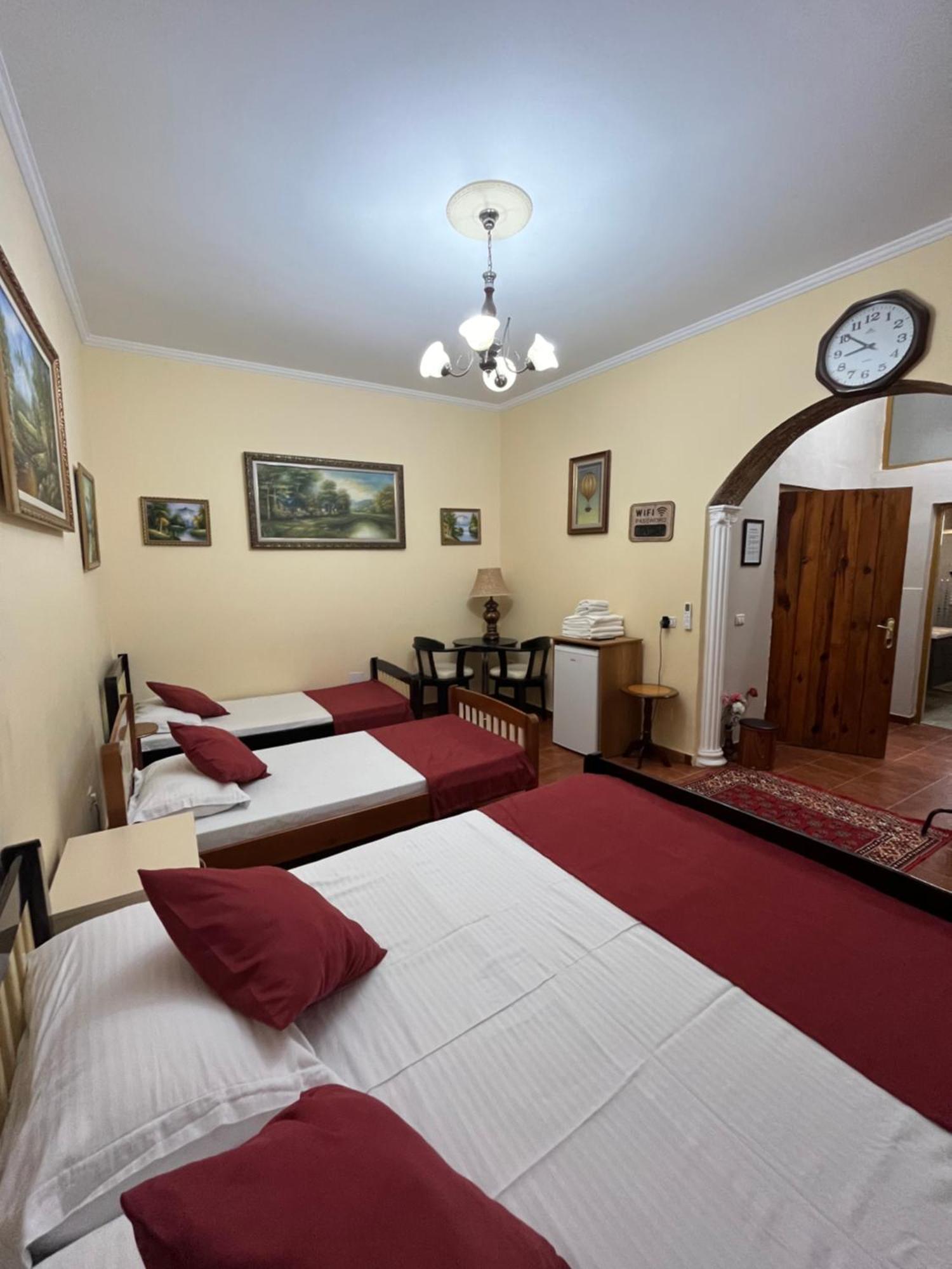 Rooms Emiliano Castle Of Kruja Room photo