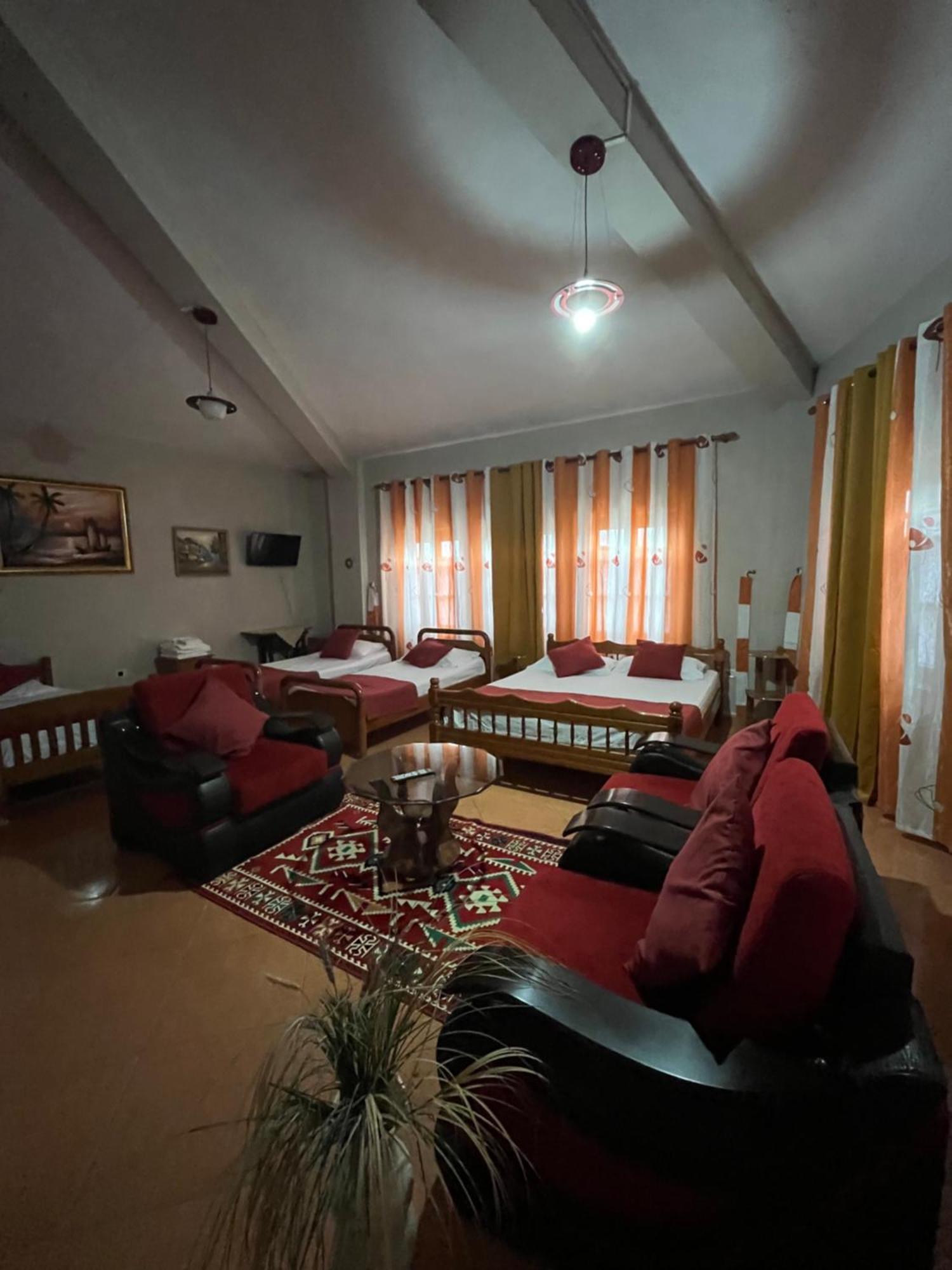 Rooms Emiliano Castle Of Kruja Room photo
